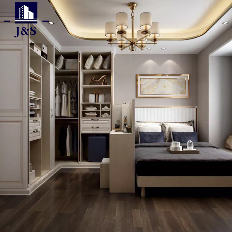 بسیاری از کابینت سازها کمدهای بین مرزی تا سفارشی دارند